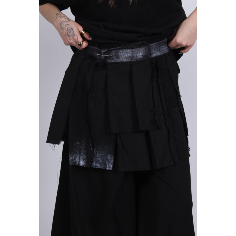 BLACK DENIM SKIRT